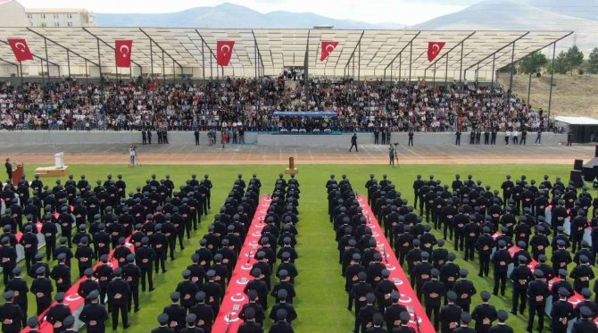 Niğde Pomem’de Mezuniyet Heyecanı