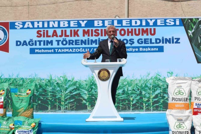 Şahinbey’de Çiftçiye Slajlık Mısır Desteği