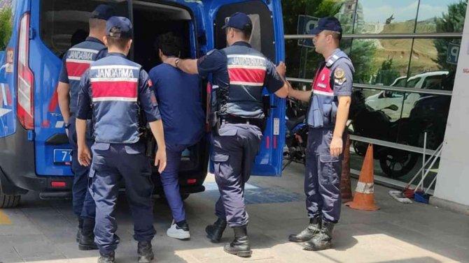 Kırıkkale’de Deaş Operasyonu: 2 Gözaltı