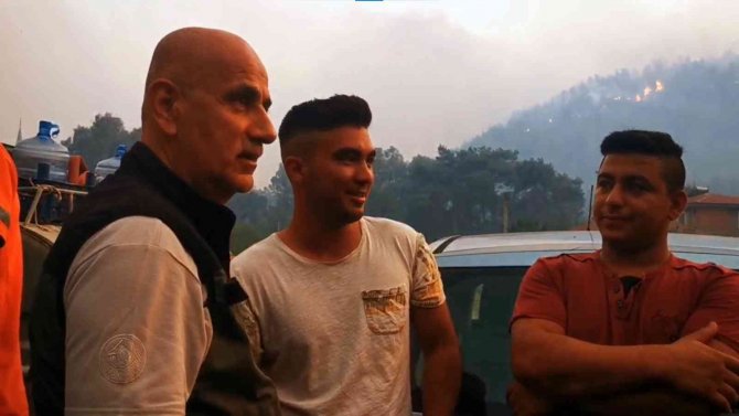 Tarım Ve Orman Bakanı Kirişçi: "Yangınının Büyümesinin Sebebi Hava Sıcaklığı İle Kozalak Fırlatması"