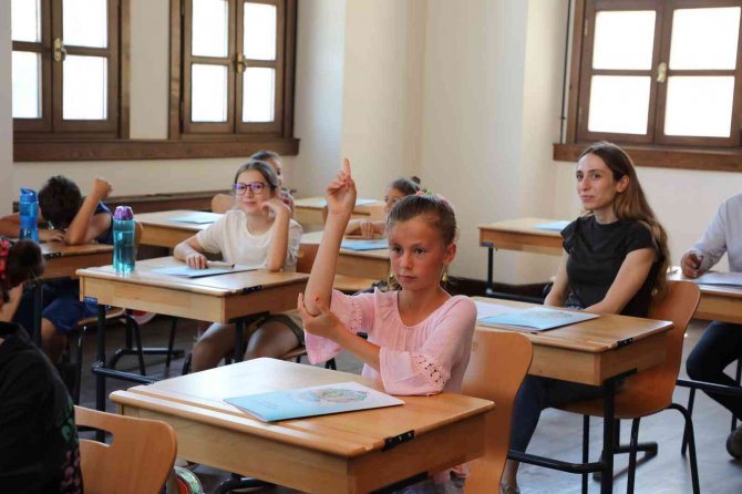 Taş Mektep Akademi Yaz Kursları Başladı