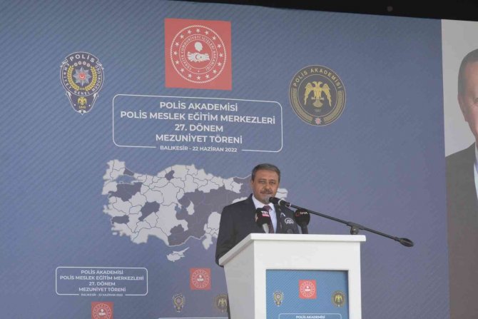 Bakan Soylu, Orman Yangın Alanından Polis Okulu Öğrencilerine Seslendi