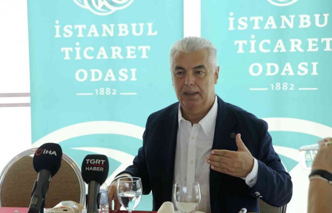 Türkiye’de İ̇ş Dünyası Yeni Sayısında Eğitimi Ele Aldı