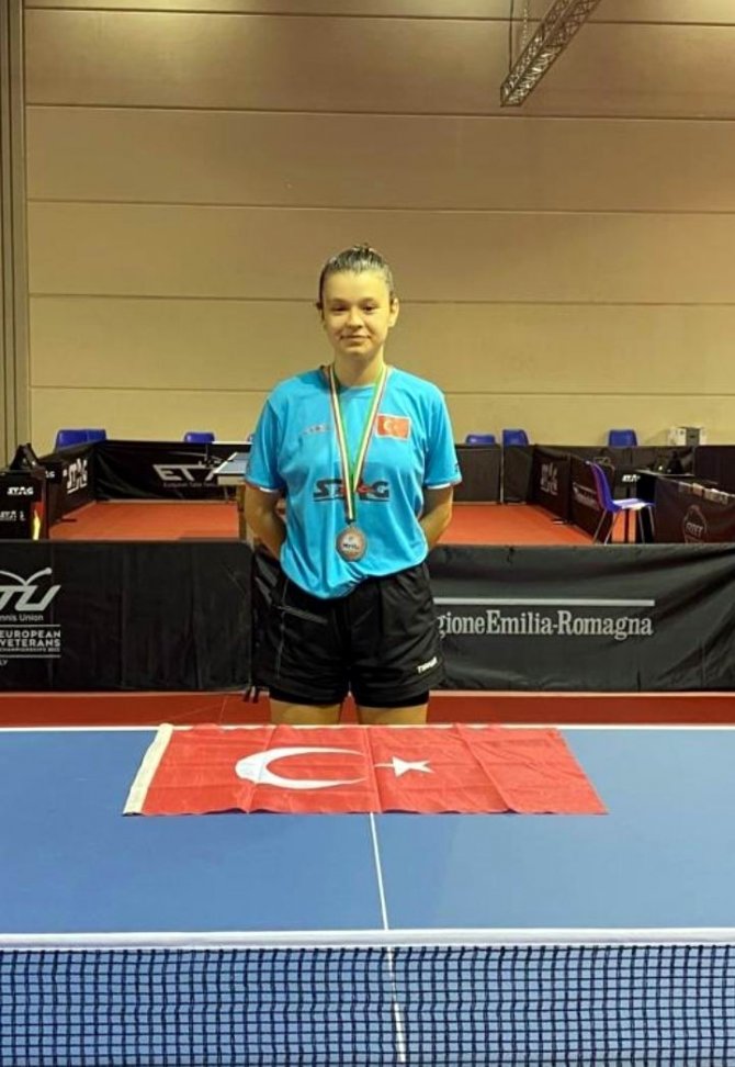 Kocasinan’ın Milli Sporcusu Ayşe İ̇zel Bilgiç, İ̇talya’da Tarih Yazdı