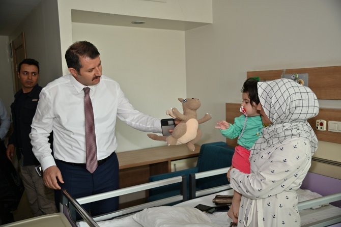 Vali Ayhan Sağlık Yatırımlarını İnceledi