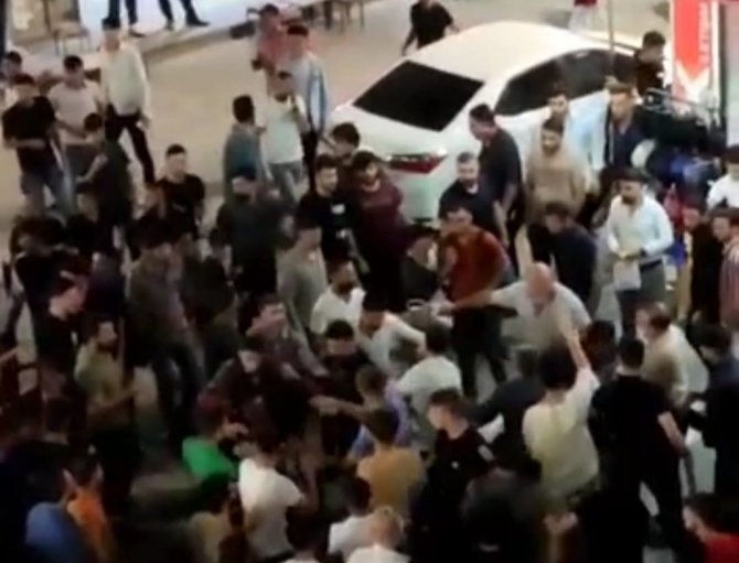 Van’da Taciz İddiasına Meydan Dayağı
