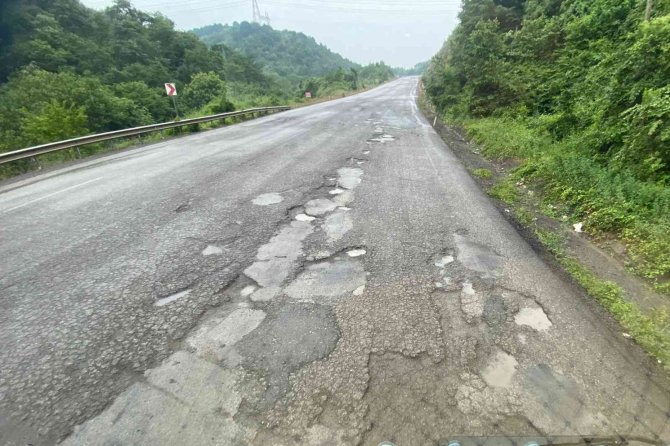 Kdz. Ereğli Osb Yolunda Sürücüler Zor Anlar Yaşıyor