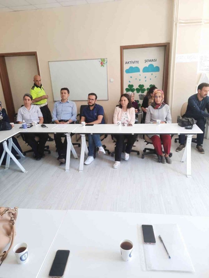 Gençlik Ruh Sağlığının Güçlendirilmesi İçin Bir Araya Gelindi