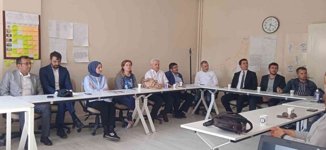 Gençlik Ruh Sağlığının Güçlendirilmesi İçin Bir Araya Gelindi