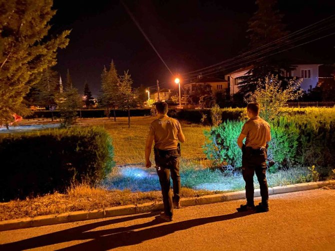 Alkol Alıp Çevreye Rahatsızlık Veren Şahıslara İdari İşlem Yapılmaya Başlandı