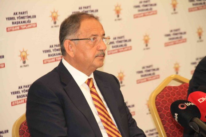 Ak Parti Genel Başkan Yardımcısı Mehmet Özhaseki, “O 6’lı Masanın Altında Üstünde Tartışması Olan Terör Partisi Var. Oraya Da Kontenjan Veriyorlar Niye Çünkü Yarın Öbür Gün Oy Alacaklar”