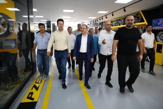 Başkan Sürekli’den Karşıyaka Stadı Çağrısı