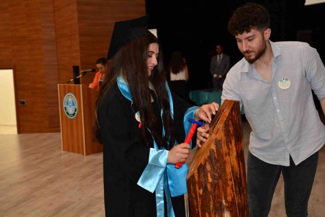 Baün’de Mezuniyet Coşkusu