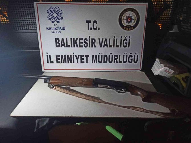 Balıkesir’de 33 Aranan Şahıs Yakalandı