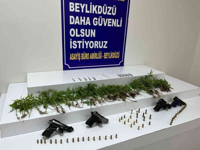Beylikdüzü’nde Uyuşturucu Yetiştirilen Eve Operasyon