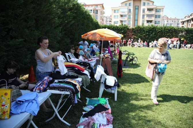 Aşırı Tüketime Karşı İkinci El Eşyaları Takas Yaptılar