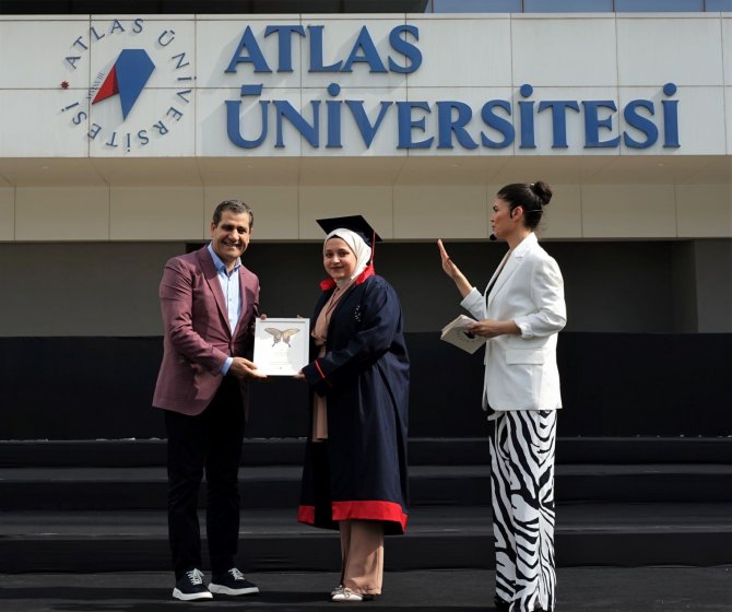 Atlas Üniversitesi İlk Mezunlarını Verdi