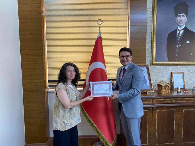 Usta Öğreticilere Kaymakam Göktaş’tan Teşekkür Belgesi