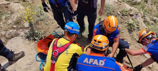 Dağ Arama Kurtarma Tatbikatı Gerçeğini Aratmadı