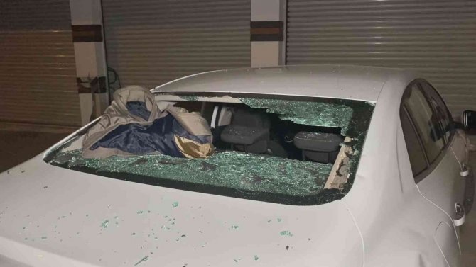 Esenyurt’ta İki Grup Arasında Araç Park Kavgası: 2 Yaralı