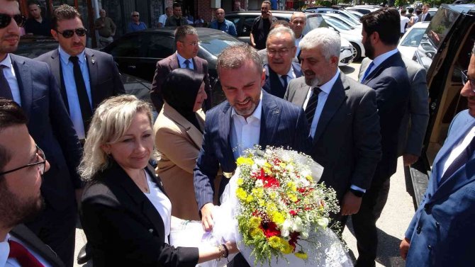 Ak Parti Genel Başkan Yardımcısı Kandemir: “Hdp’yi Masanın Altına Saklamışlar”