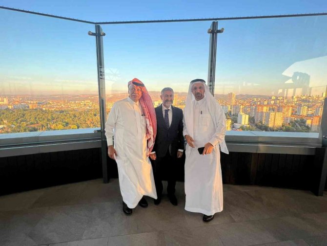 Hazine Ve Maliye Bakanı Nebati, Arabistan Yetkilileriyle Görüştü