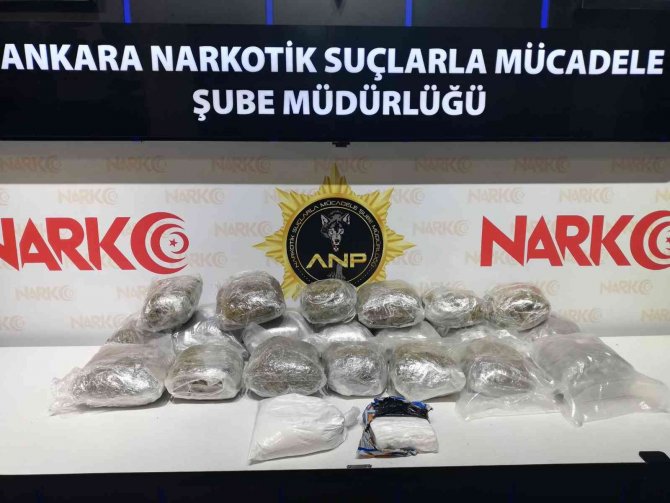 Ankara’da Bir Araçta 10,5 Kilo Eroin Ele Geçirildi