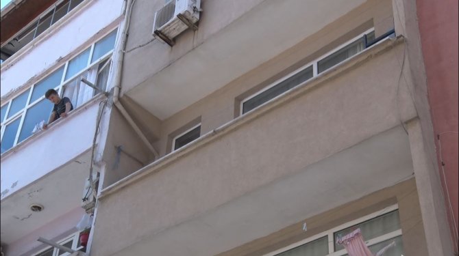 İ̇stanbul’da Kahreden Olay: 2.5 Yaşındaki Kız Çocuğu Balkondan Düşüp Öldü