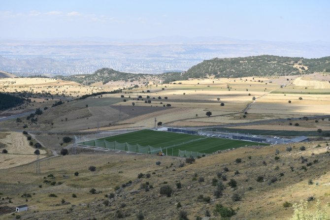 Yüksek İ̇rtifa Kamp Merkezi Futbol Takımlarının Gözdesi Oldu