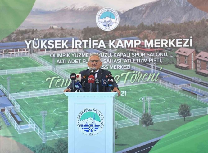 Yüksek İ̇rtifa Kamp Merkezi Futbol Takımlarının Gözdesi Oldu