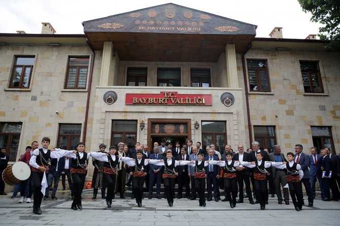 Kültür Ve Turizm Bakan Yardımcısı Alpaslan, Bayburt Valiliği’ni Ziyaret Etti