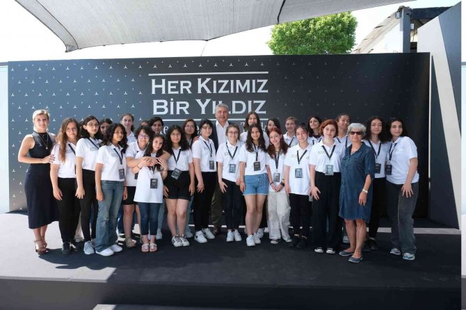 ‘Yıldız Kızlar’ İ̇stanbul’da Buluştu