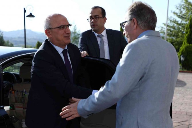 Meb Bakan Yardımcısı Şensoy, Rektör Uzun’u Ziyaret Etti