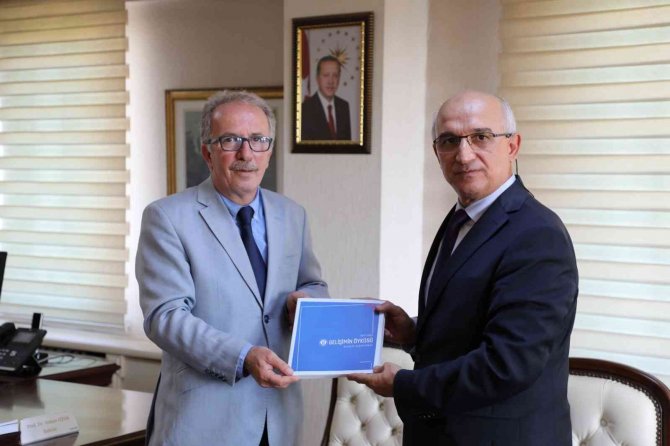 Meb Bakan Yardımcısı Şensoy, Rektör Uzun’u Ziyaret Etti