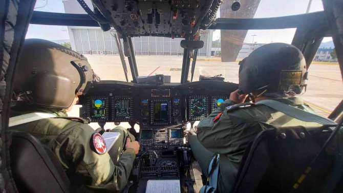 Uçan Kule ‘Chinook’ Göreve Başladı