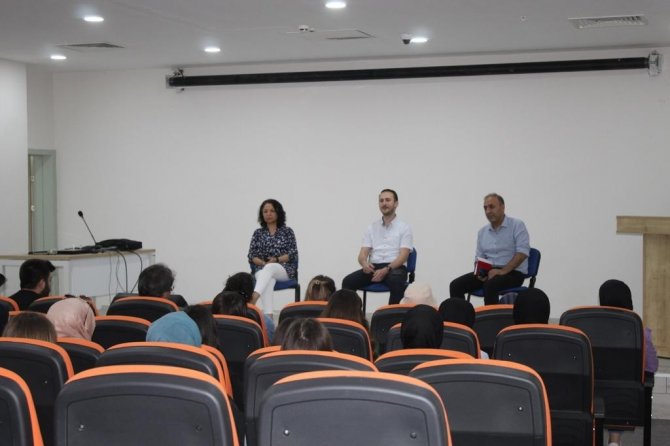 Öğrenciler Bilecik Eğitim Ve Araştırma Hastanesi’nde Bilgi Aldı