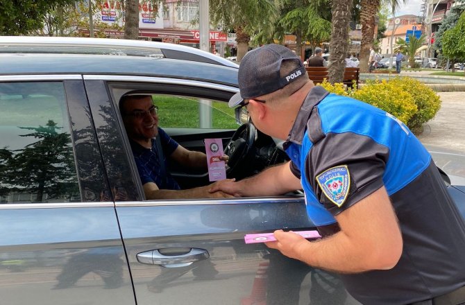 Vatandaşlar İnternet Ve Telefon Dolandırıcılığına Karşı Uyarıldı