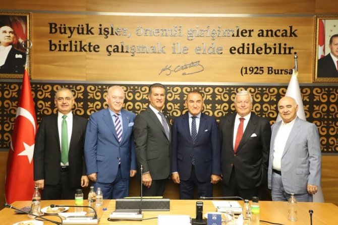 Türkiye Değişim Partisi Genel Başkanı Mustafa Sarıgül: “Haftanın Bir Günü Zincir Marketler Ve Avm’ler Kapalı Olsun”