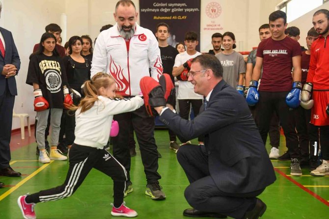 Fair Play Ödüllü Vali Balcı, ‘Spor Van’ Projesini Hayata Geçiriyor