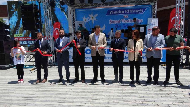 Edremit’te ’Kadın El Emeği Ve Sanat Festivali’ Başladı