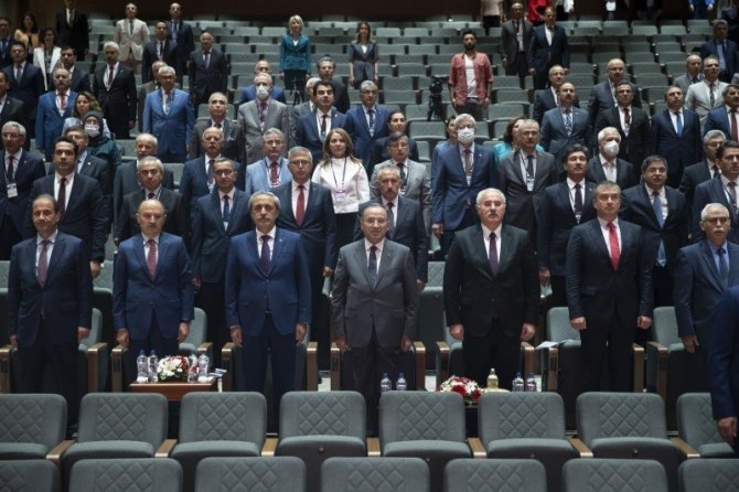 Adalet Bakanı Bozdağ: “Haksız Tahrik Konusu Tartışmaya Açılmalı”