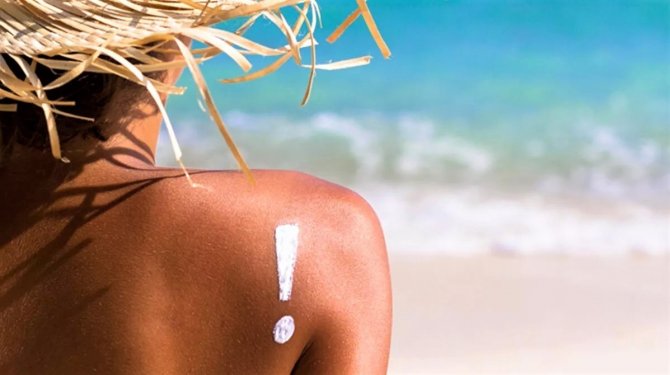 Güneşle Gelen Cilt Lekelerine Dikkat