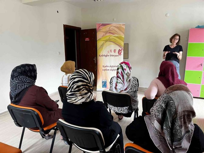 Karapınarlı Kadınlara Ev Kazalarından Korunma Eğitimi