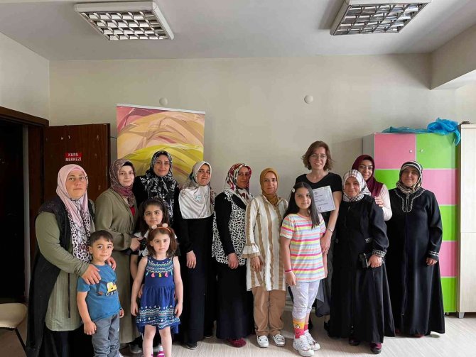 Karapınarlı Kadınlara Ev Kazalarından Korunma Eğitimi