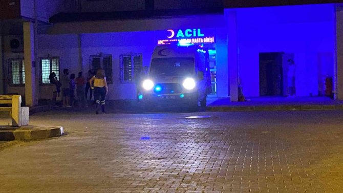 Balık Avlarken Tekneden Denize Düştüler