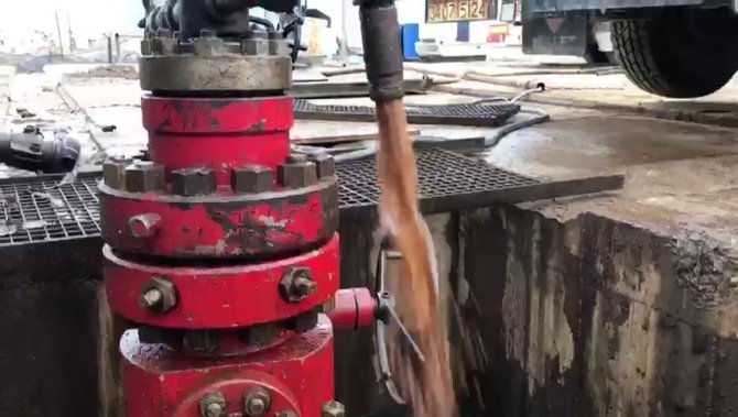 Adana’da Çıkartılan Petrolün Vanadan Akışı Görüntülendi