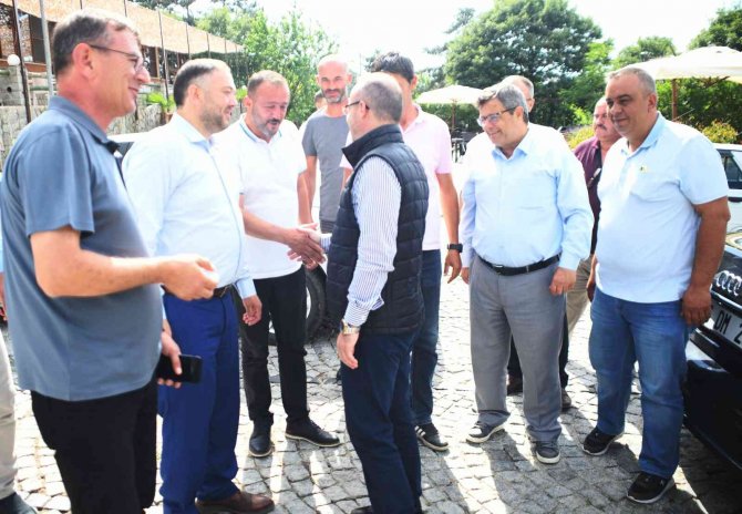 Ak Partili Turan: “Eğer Yanındakilerin Gökyüzüne Baktıklarında Gördükleri Helikopter Değilse, Ufo Muydu?”