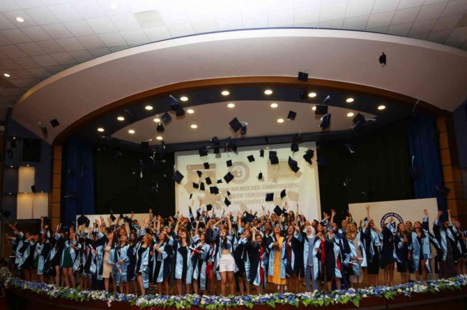 Adü Köşk Myo Mezuniyet Töreni Gerçekleşti