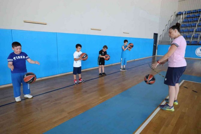 Başiskele Belediyesi Yaz Spor Okulları’na Kayıtlar Başladı