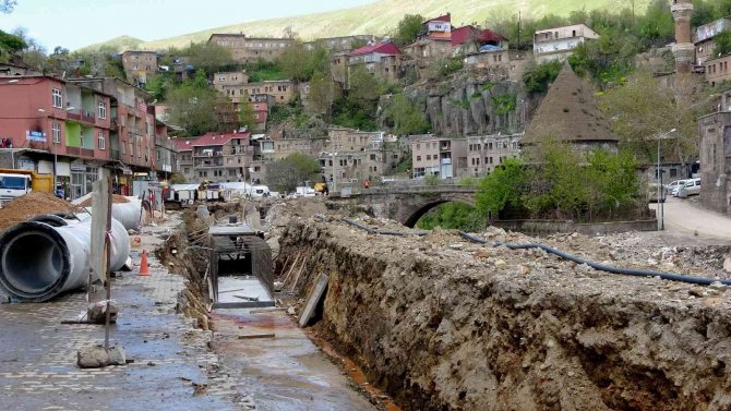 Dere Üstü Açıldı Tarihi Köprüler Ortaya Çıktı